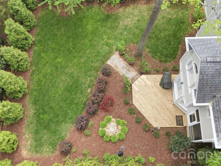 19760 Hagen Knoll Drive, Davidson, NC 28036.  MLS# CAR4364662, YatesRealty ID 15505. 