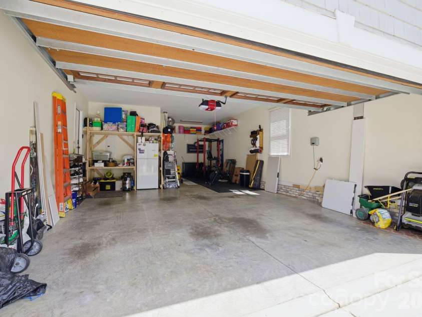 19760 Hagen Knoll Drive, Davidson, NC 28036.  MLS# CAR4364662, YatesRealty ID 15505. 