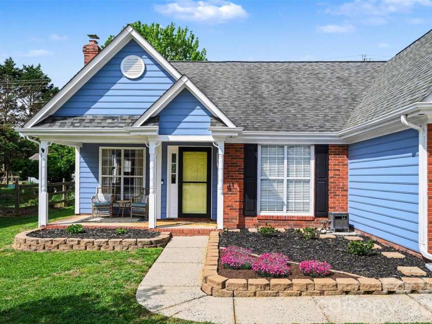 3303 Brookstone Trail, Indian Trail, NC 28079.  MLS# CAR4368145, YatesRealty ID 15506. 