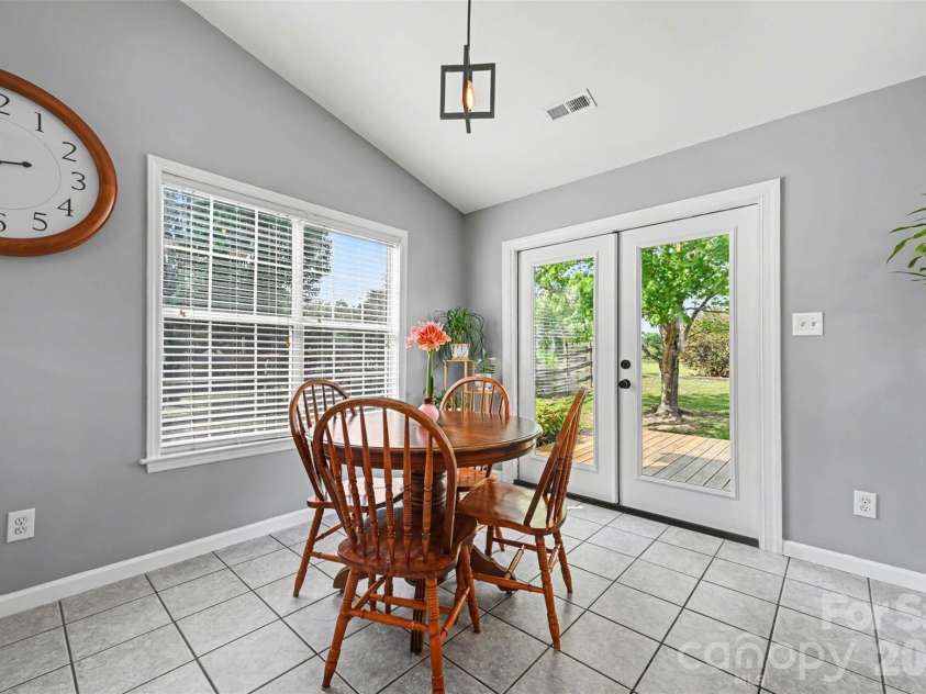 3303 Brookstone Trail, Indian Trail, NC 28079.  MLS# CAR4368145, YatesRealty ID 15506. 