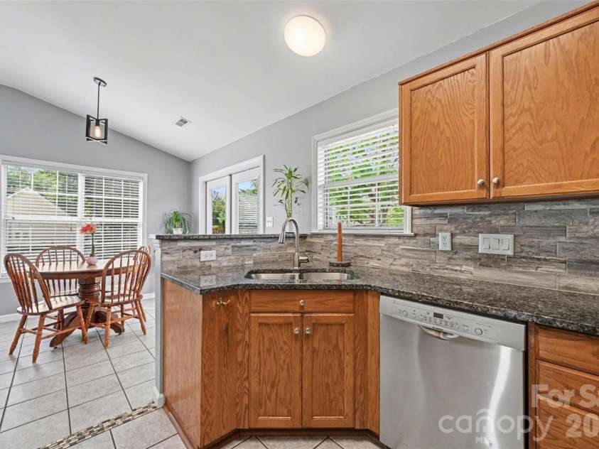 3303 Brookstone Trail, Indian Trail, NC 28079.  MLS# CAR4368145, YatesRealty ID 15506. 