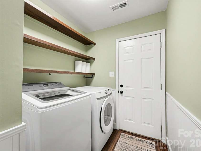 3303 Brookstone Trail, Indian Trail, NC 28079.  MLS# CAR4368145, YatesRealty ID 15506. 