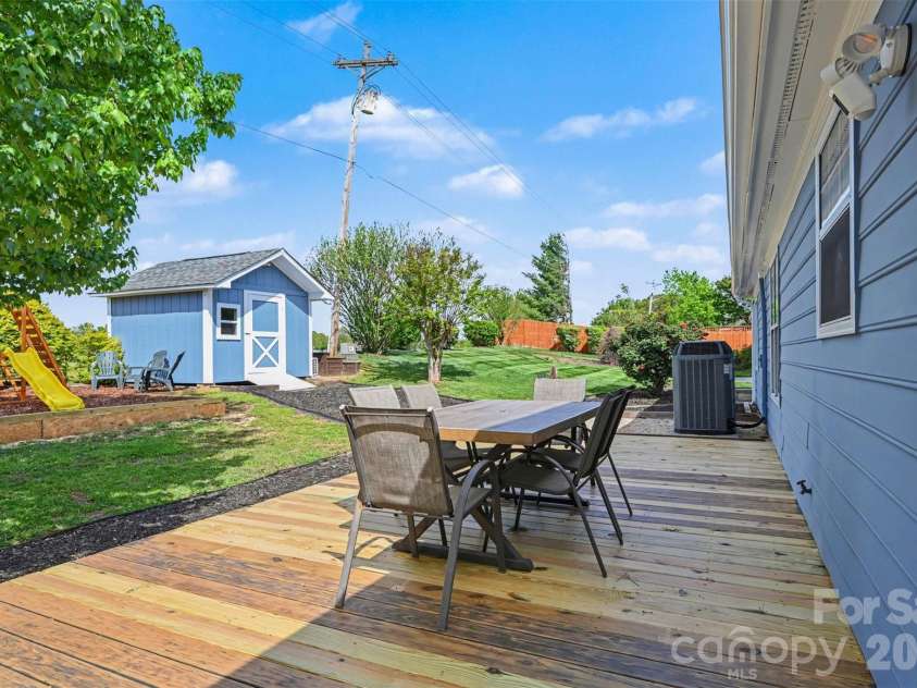 3303 Brookstone Trail, Indian Trail, NC 28079.  MLS# CAR4368145, YatesRealty ID 15506. 