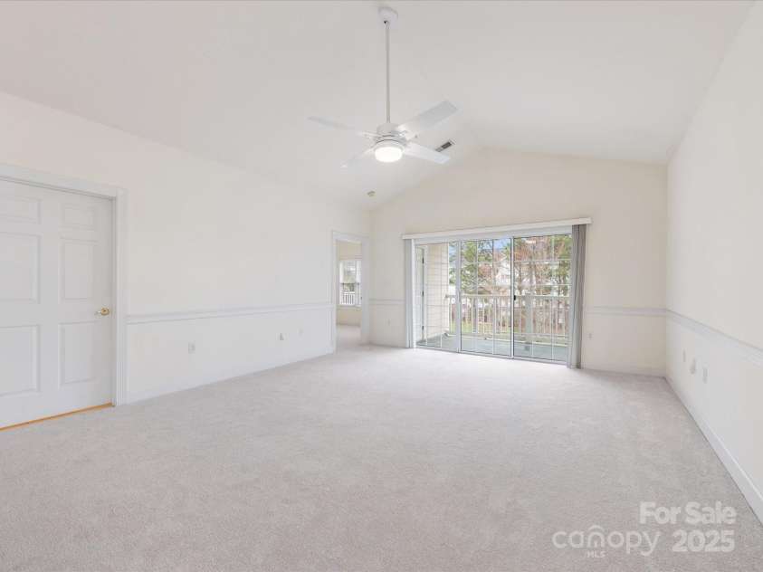 8759 Coralbell Lane, Charlotte, NC 28213.  MLS# CAR4231627, YatesRealty ID 15506. All new carpet - this month!