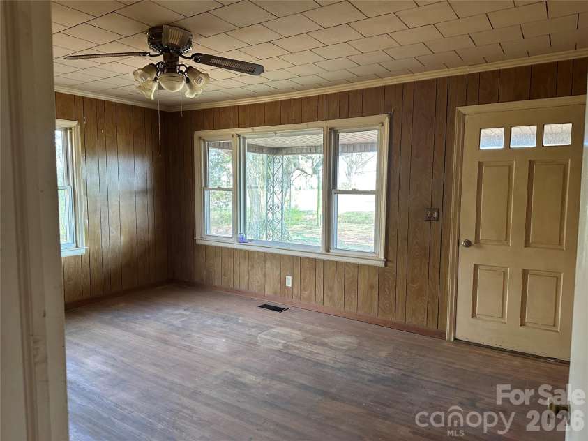 8245 Smith Road, Stanfield, NC 28163.  MLS# CAR4357357, YatesRealty ID 15507. Living Room