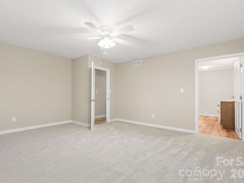 126 Anthony Drive, East Flat Rock, NC 28726.  MLS# CAR4370861, YatesRealty ID 15508. 