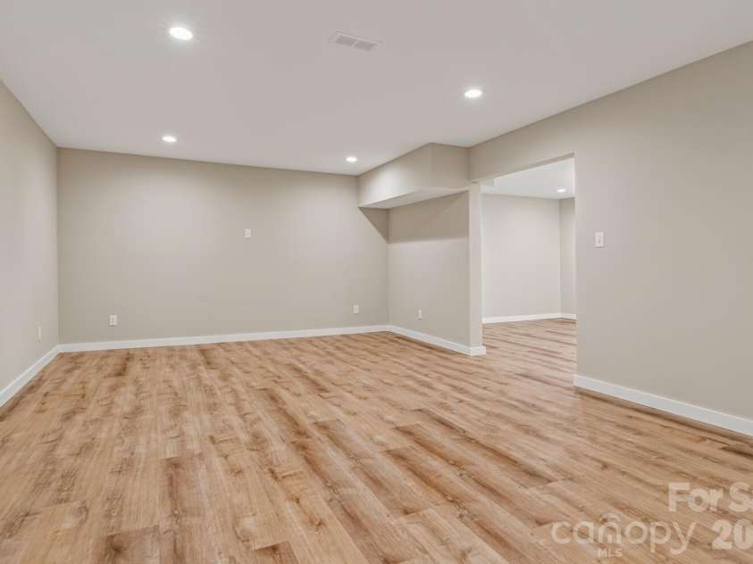 126 Anthony Drive, East Flat Rock, NC 28726.  MLS# CAR4370861, YatesRealty ID 15508. 