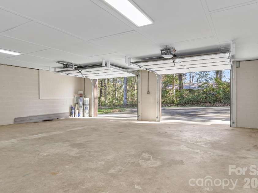 126 Anthony Drive, East Flat Rock, NC 28726.  MLS# CAR4370861, YatesRealty ID 15508. 