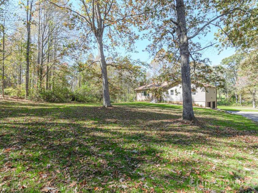 126 Anthony Drive, East Flat Rock, NC 28726.  MLS# CAR4370861, YatesRealty ID 15508. 