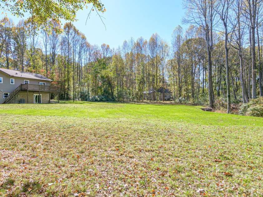 126 Anthony Drive, East Flat Rock, NC 28726.  MLS# CAR4370861, YatesRealty ID 15508. 
