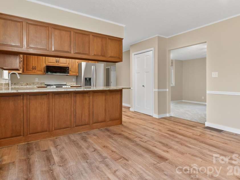 126 Anthony Drive, East Flat Rock, NC 28726.  MLS# CAR4370861, YatesRealty ID 15508. Breakfast Area