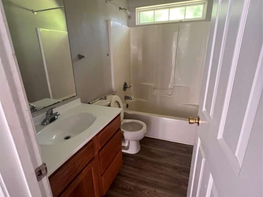 716 Coy Court, Charlotte, NC 28216.  MLS# CAR4257209, YatesRealty ID 15508. 