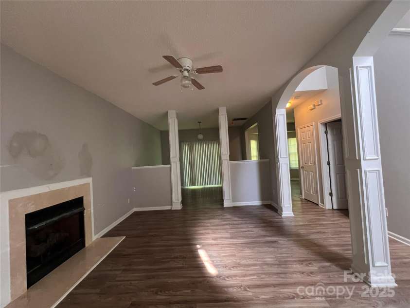 716 Coy Court, Charlotte, NC 28216.  MLS# CAR4257209, YatesRealty ID 15508. 