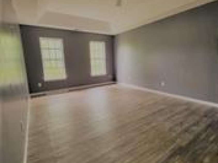 716 Coy Court, Charlotte, NC 28216.  MLS# CAR4257209, YatesRealty ID 15508. 