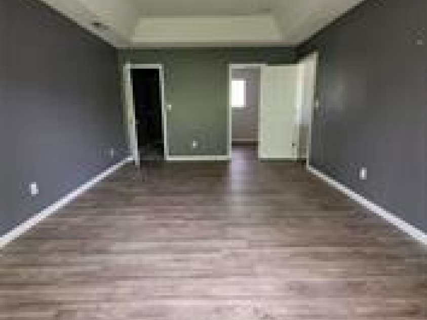 716 Coy Court, Charlotte, NC 28216.  MLS# CAR4257209, YatesRealty ID 15508. 