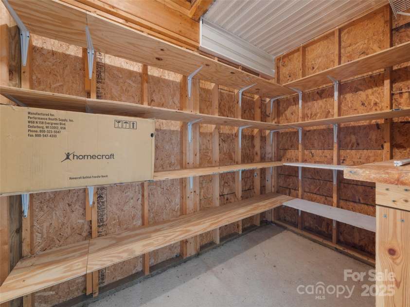 236 White Ash Circle, Hendersonville, NC 28739.  MLS# CAR4253483, YatesRealty ID 15509. 