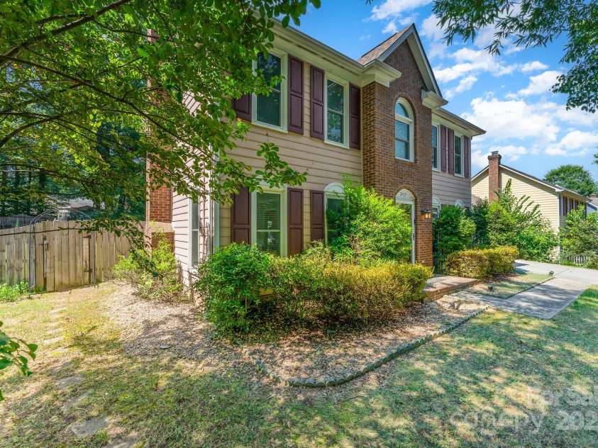 7435 Trotter Road, Charlotte, NC 28216.  MLS# CAR4228199, YatesRealty ID 1551. 