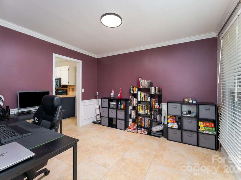 7435 Trotter Road, Charlotte, NC 28216.  MLS# CAR4228199, YatesRealty ID 1551. 