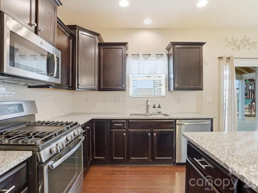 113 Neel Ranch Road, Mooresville, NC 28115.  MLS# CAR4355706, YatesRealty ID 15510. 