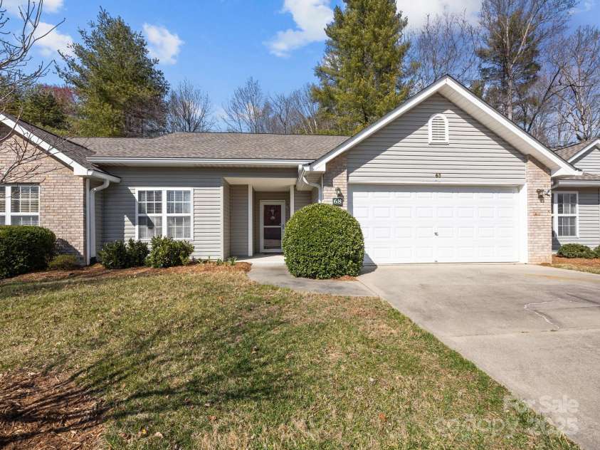 68 Wiltshire Circle, Fletcher, NC 28732.  MLS# CAR4231564, YatesRealty ID 15512. 