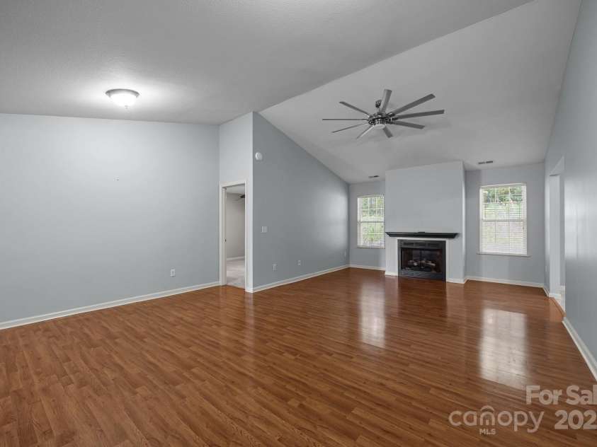 68 Wiltshire Circle, Fletcher, NC 28732.  MLS# CAR4231564, YatesRealty ID 15512. 