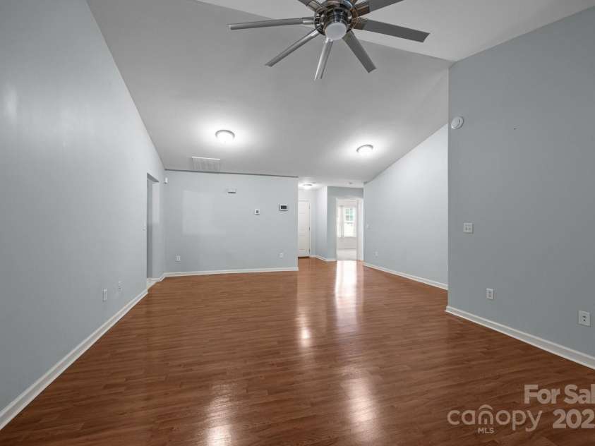 68 Wiltshire Circle, Fletcher, NC 28732.  MLS# CAR4231564, YatesRealty ID 15512. 