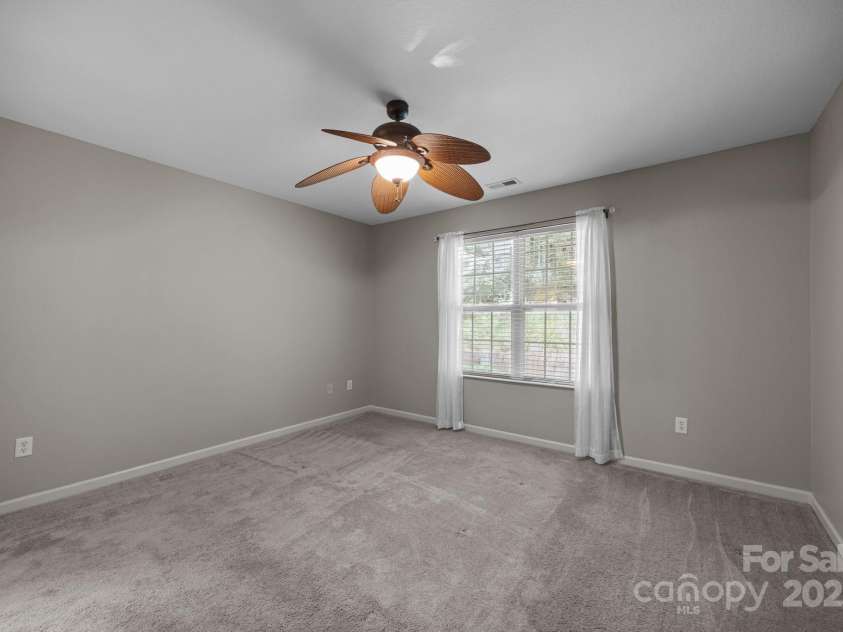 68 Wiltshire Circle, Fletcher, NC 28732.  MLS# CAR4231564, YatesRealty ID 15512. 