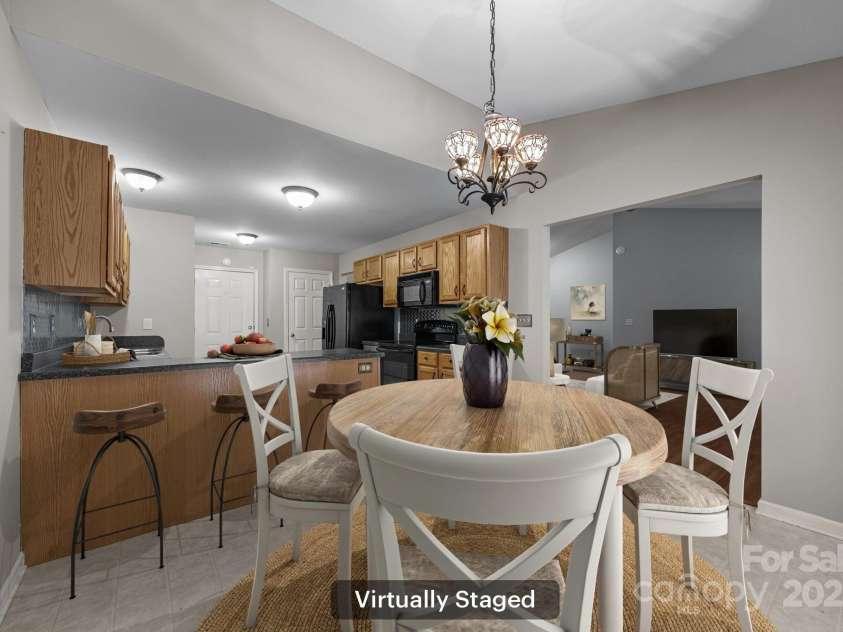 68 Wiltshire Circle, Fletcher, NC 28732.  MLS# CAR4231564, YatesRealty ID 15512. 