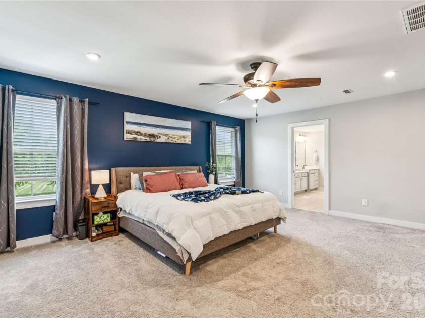 11230 Sound Road, Davidson, NC 28036.  MLS# CAR4370872, YatesRealty ID 15513. 
