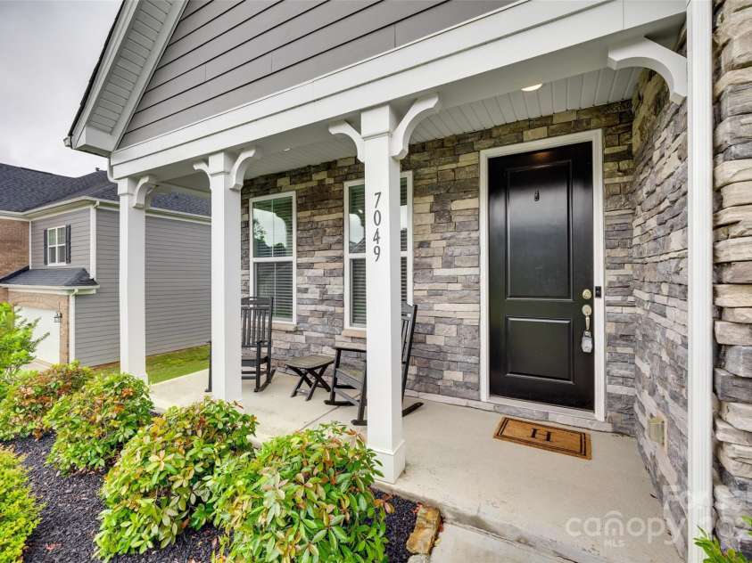 7049 Irongate Drive, Lancaster, SC 29720.  MLS# CAR4256917, YatesRealty ID 15513. 