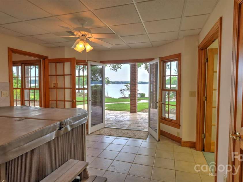 495 Bay Harbour Road, Mooresville, NC 28117.  MLS# CAR4256426, YatesRealty ID 15514. Spa room with waterviews