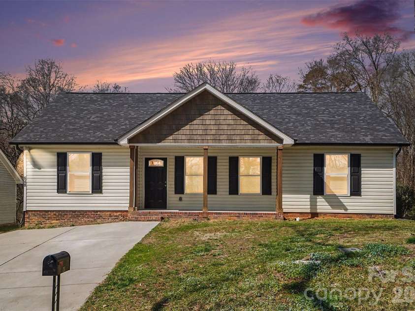 648 Ketchie Street, China Grove, NC 28023.  MLS# CAR4349088, YatesRealty ID 15514. 