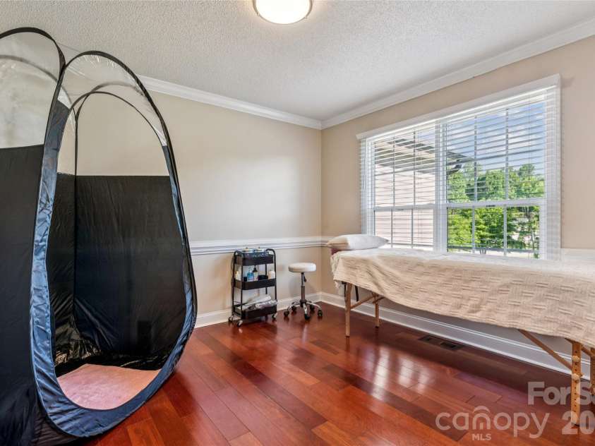 311 Random Drive, Salisbury, NC 28147.  MLS# CAR4371342, YatesRealty ID 15515. Flex room