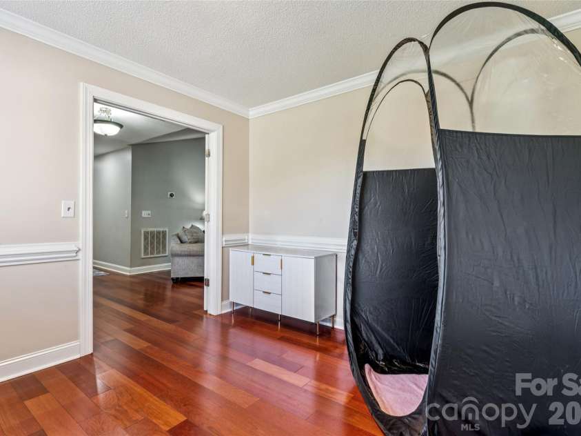 311 Random Drive, Salisbury, NC 28147.  MLS# CAR4371342, YatesRealty ID 15515. Flex room