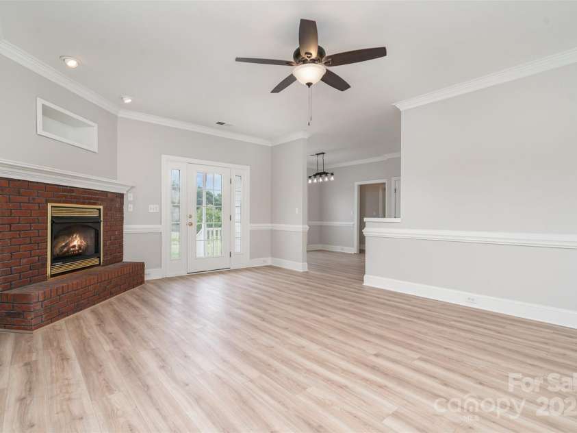 6201 New Hope Church Road, Marshville, NC 28103.  MLS# CAR4260648, YatesRealty ID 15515. 