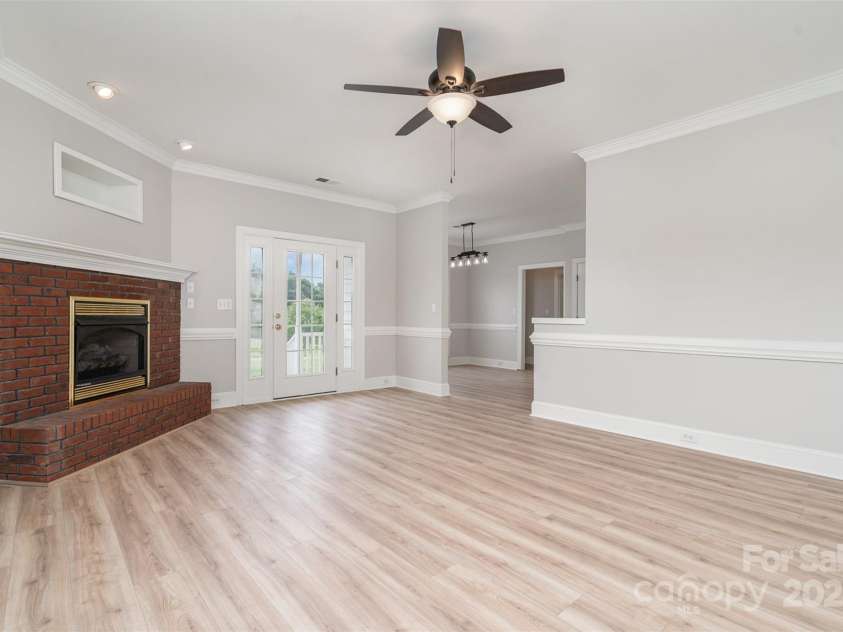 6201 New Hope Church Road, Marshville, NC 28103.  MLS# CAR4260648, YatesRealty ID 15515. 