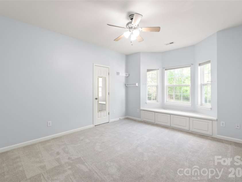11631 Baystone Place, Concord, NC 28025.  MLS# CAR4367034, YatesRealty ID 15516. 