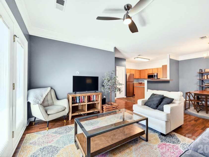 123 Appeldoorn Circle, Asheville, NC 28803.  MLS# CAR4366794, YatesRealty ID 15519. 