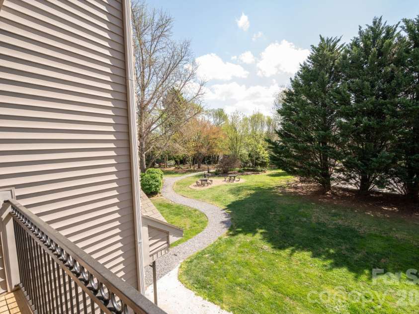 123 Appeldoorn Circle, Asheville, NC 28803.  MLS# CAR4366794, YatesRealty ID 15519. 