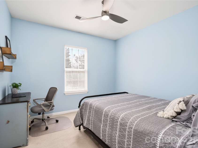 123 Appeldoorn Circle, Asheville, NC 28803.  MLS# CAR4366794, YatesRealty ID 15519. Guest Bedroom