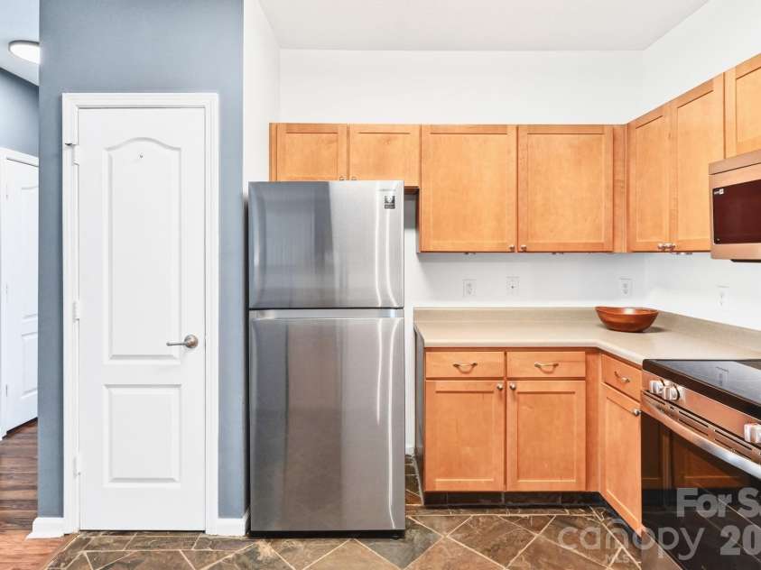 123 Appeldoorn Circle, Asheville, NC 28803.  MLS# CAR4366794, YatesRealty ID 15519. Pantry