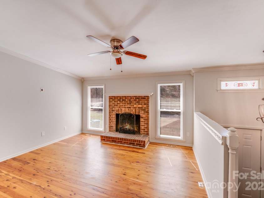 3029 Winding Trail, Matthews, NC 28105.  MLS# CAR4219600, YatesRealty ID 15519. 