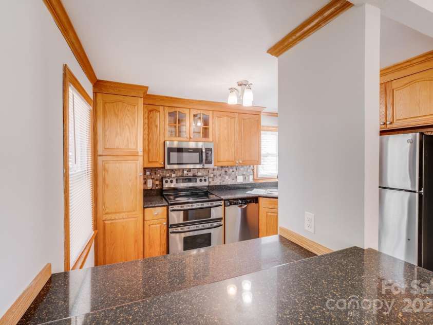 3029 Winding Trail, Matthews, NC 28105.  MLS# CAR4219600, YatesRealty ID 15519. 