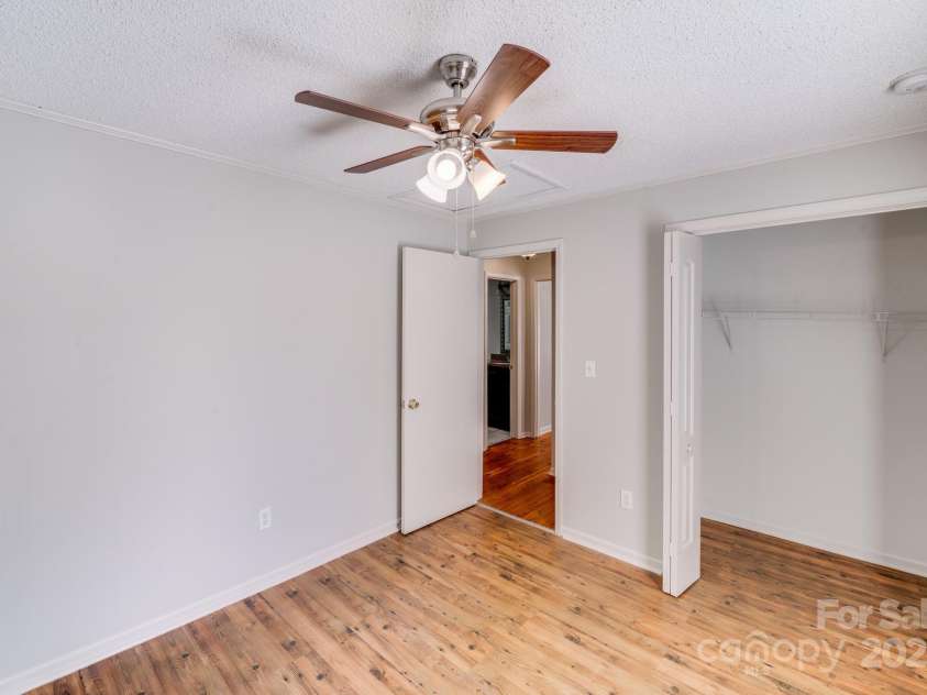 3029 Winding Trail, Matthews, NC 28105.  MLS# CAR4219600, YatesRealty ID 15519. 