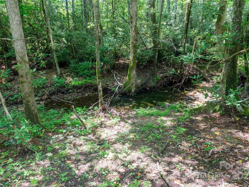 245 White Oak Creek Road, Burnsville, NC 28714.  MLS# CAR4319314, YatesRealty ID 1552. 