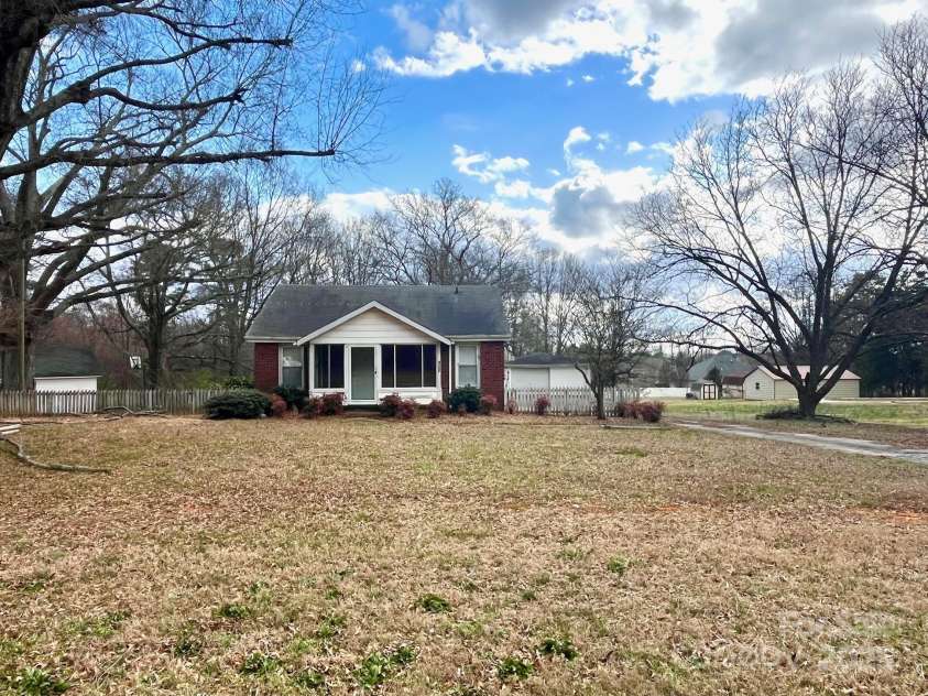 4137 Poplar Tent Road, Concord, NC 28027.  MLS# CAR4230433, YatesRealty ID 1552. 