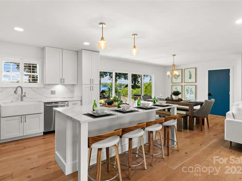 138 Lakefront Drive, Mooresville, NC 28117.  MLS# CAR4260946, YatesRealty ID 15520. 