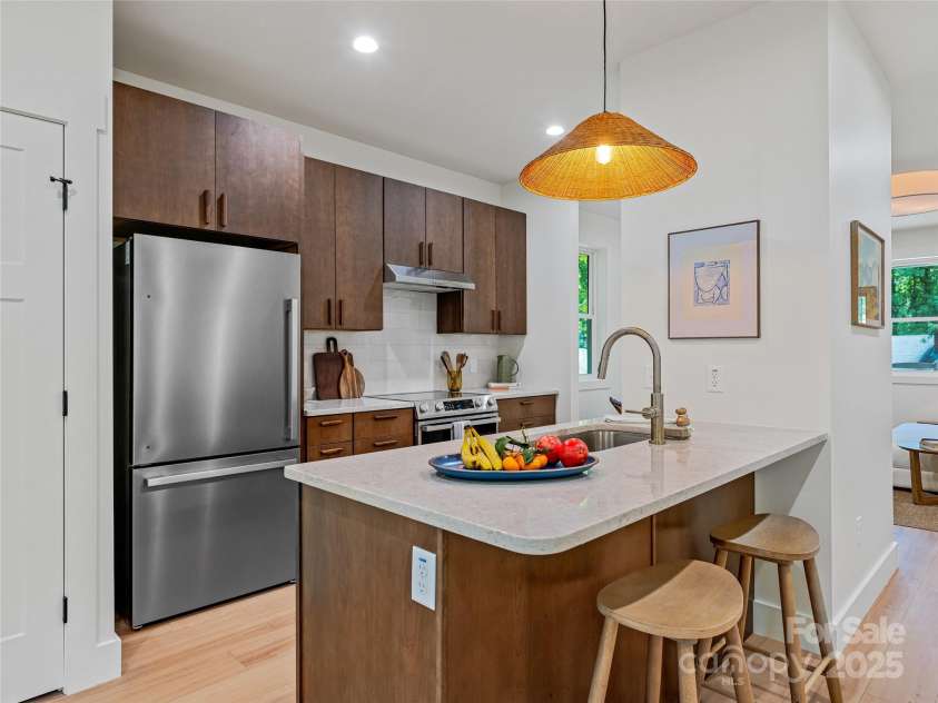 13 Pinecrest Drive, Asheville, NC 28803.  MLS# CAR4260113, YatesRealty ID 15521. 