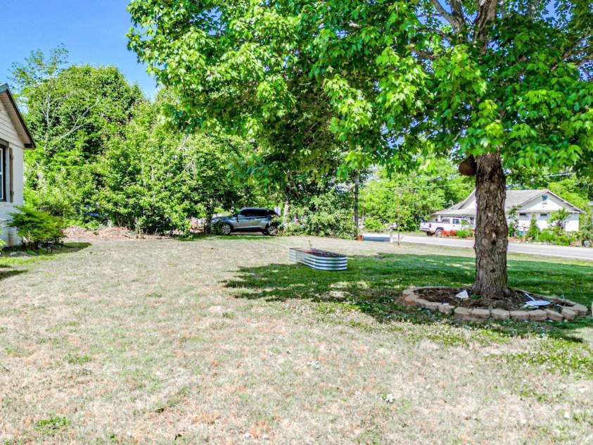 460 Boss Moore Road, Ellenboro, NC 28040.  MLS# CAR4374400, YatesRealty ID 15522. 