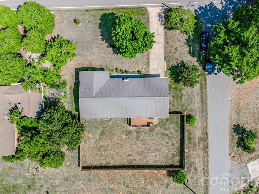 460 Boss Moore Road, Ellenboro, NC 28040.  MLS# CAR4374400, YatesRealty ID 15522. 
